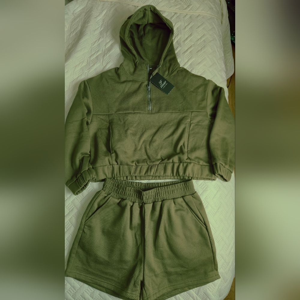 New! Olive Greem Women's Athletic Shorts and Cropped Hoodie Set